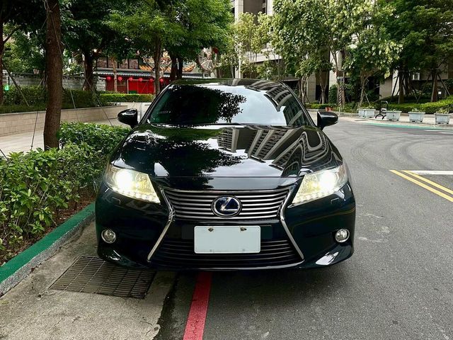 LEXUS凌志 ES300H  第3張相片