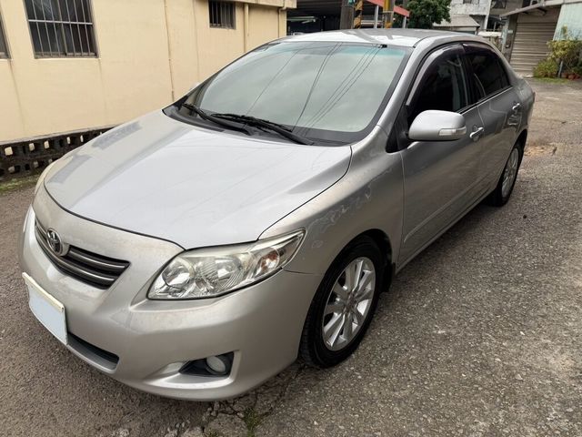 TOYOTA豐田 ALTIS  第1張相片