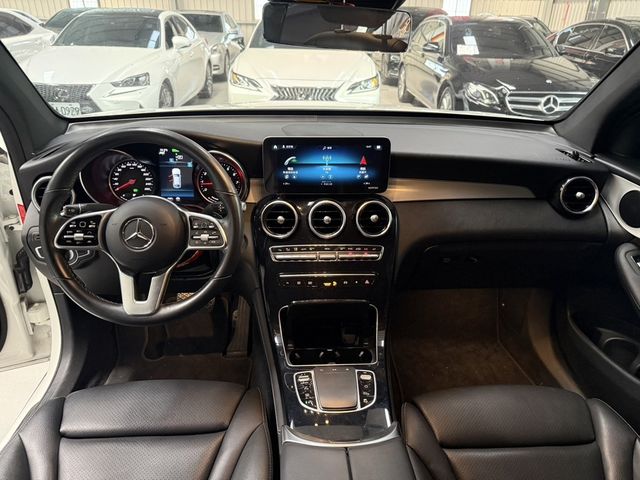 M-BENZ賓士 GLC200  第5張相片