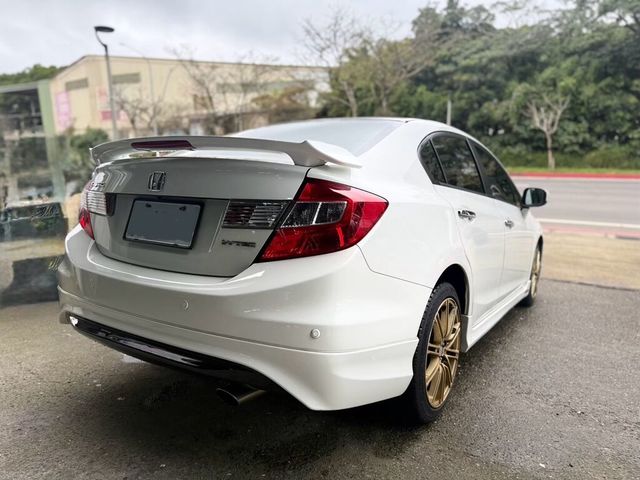 HONDA本田 CIVIC  第2張相片
