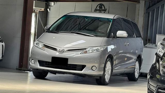 TOYOTA豐田 PREVIA  第1張相片
