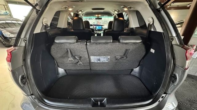 TOYOTA豐田 PREVIA  第8張相片