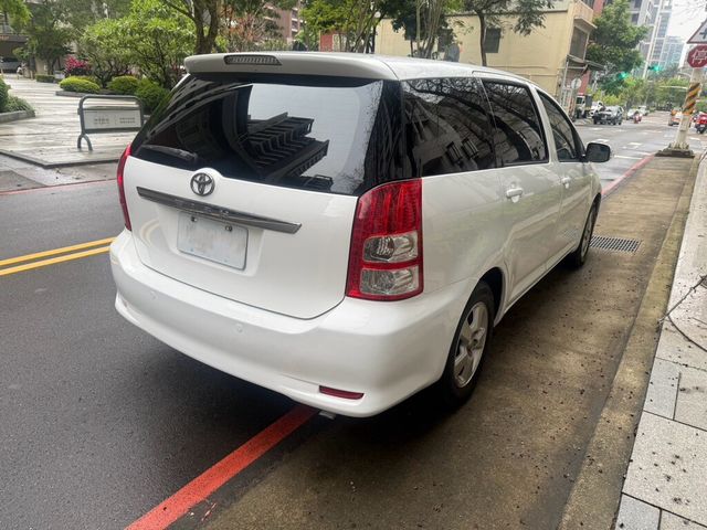 TOYOTA豐田 WISH  第2張相片