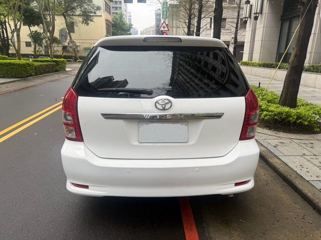 TOYOTA豐田 WISH  第4張相片