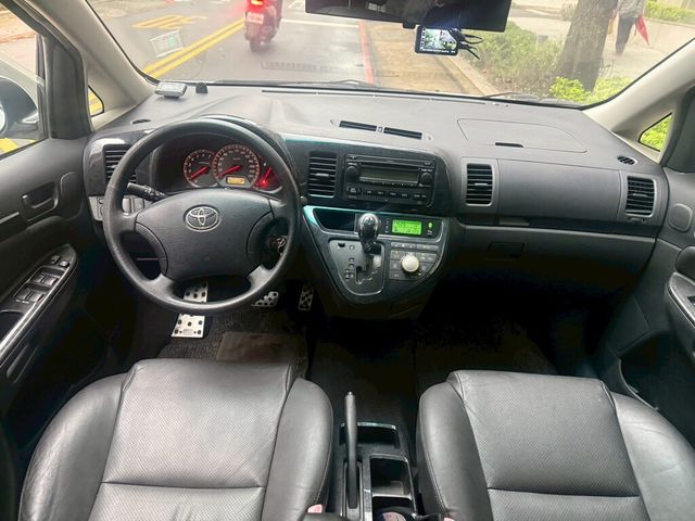 TOYOTA豐田 WISH  第5張相片