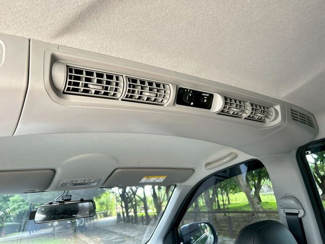 MITSUBISHI三菱 ZINGER  第8張相片