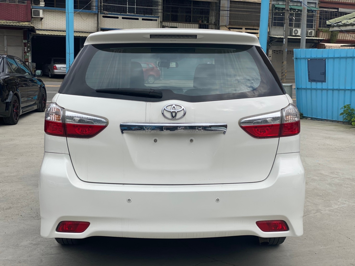 2022 8月實車在店 2012 Toyota Wish 超保值絕版七人座休旅 全新皮椅   第3張相片