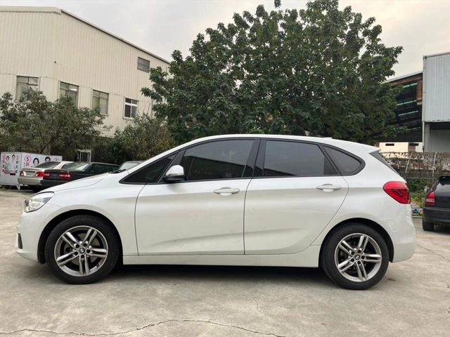 網路熱門店家 歡迎來店賞車!!  第6張相片