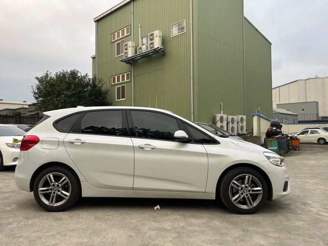 網路熱門店家 歡迎來店賞車!!  第8張相片