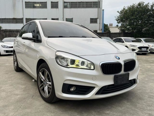 網路熱門店家 歡迎來店賞車!!  第9張相片
