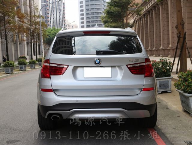 X3 20i /總代理/車道偏移/衛星導航/倒車顯影/電動座椅/電尾門  第3張相片