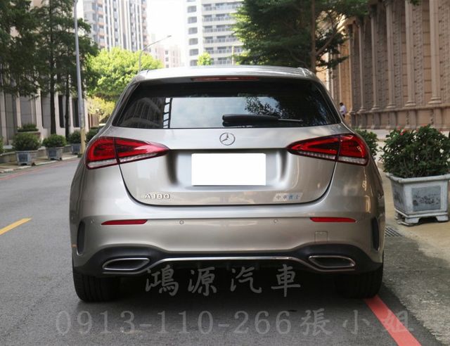 A180/總代理/盲點/AMG/氣氛燈/衛星導航/倒車顯影/電動座椅  第3張相片