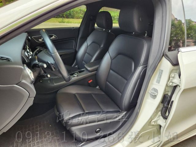 CLA200 SB /總代理/I-KEY/衛星導航/倒車顯影/電動座椅/電尾門  第4張相片