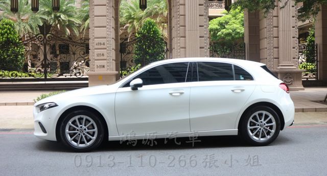 A220/總代理/衛星導航/倒車顯影/電動座椅/認證好車  第2張相片