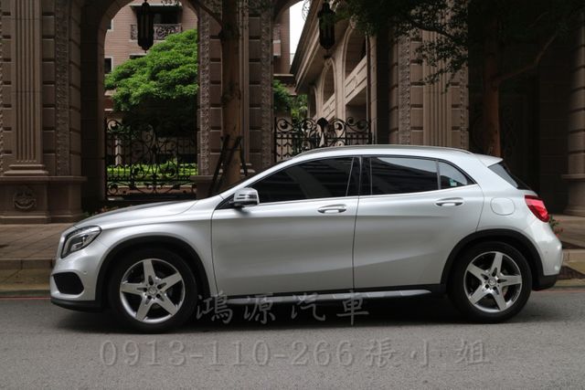 GLA180/總代理/AMG/I-KEY/倒車顯影/電動座椅/電尾門  第2張相片