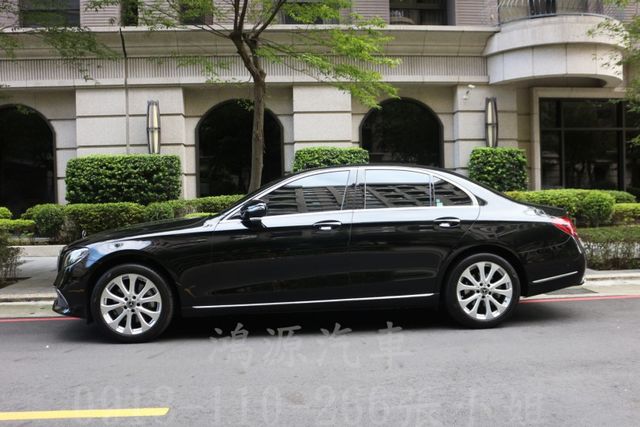 E250/總代理/車道偏移/天窗/盲點/摸門衛星導航/倒車顯影/電動座椅/電尾門  第2張相片