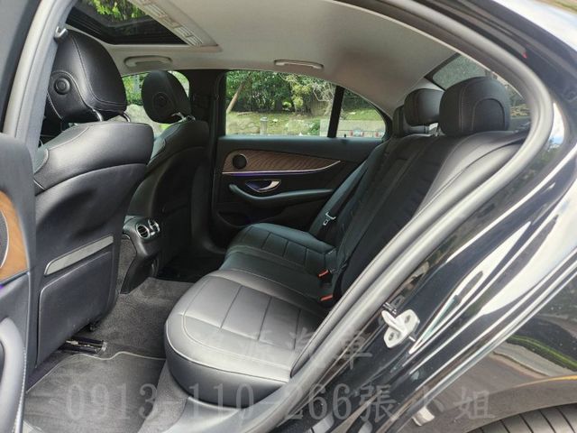 E250/總代理/車道偏移/天窗/盲點/摸門衛星導航/倒車顯影/電動座椅/電尾門  第6張相片