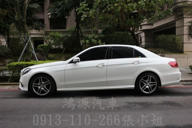 E200/AMG/天窗/摸門/衛星導航/倒車顯影/電動座椅  第2張相片