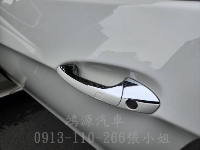 E200/AMG/天窗/摸門/衛星導航/倒車顯影/電動座椅  第11張相片