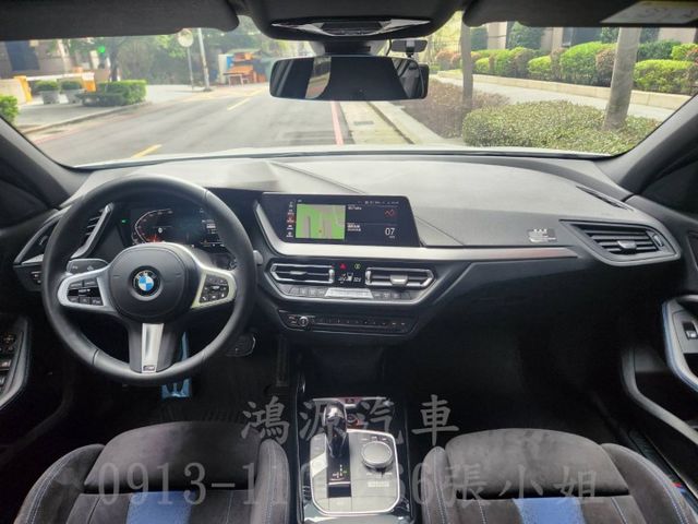 118i/M版/總代理/盲點/摸門/衛星導航/倒車顯影/電動座椅/  第5張相片