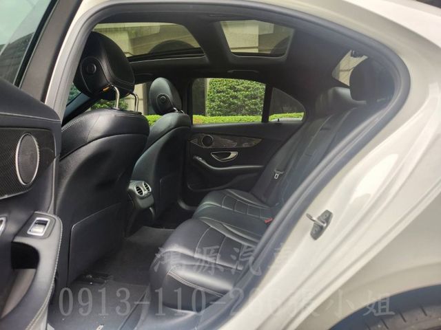 C300/全景天窗/摸門/盲點/倒車顯影/電動座椅  第6張相片