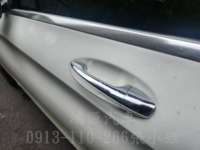 C300/全景天窗/摸門/盲點/倒車顯影/電動座椅  第8張相片