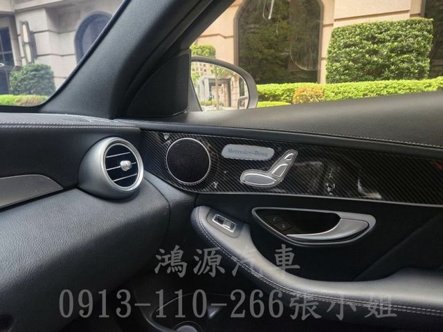 C300/全景天窗/摸門/盲點/倒車顯影/電動座椅  第12張相片