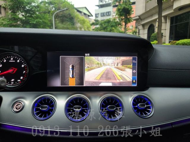 E200 COUPE /總代理/盲點/氣氛燈/衛星導航/倒車顯影/電動座椅  第8張相片