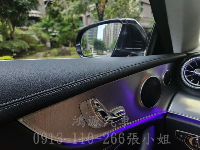E200 COUPE /總代理/盲點/氣氛燈/衛星導航/倒車顯影/電動座椅  第11張相片