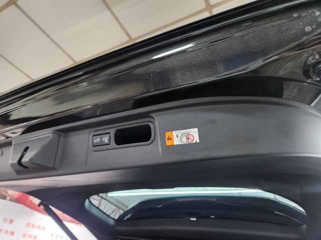 只有1台 全新車  第9張相片
