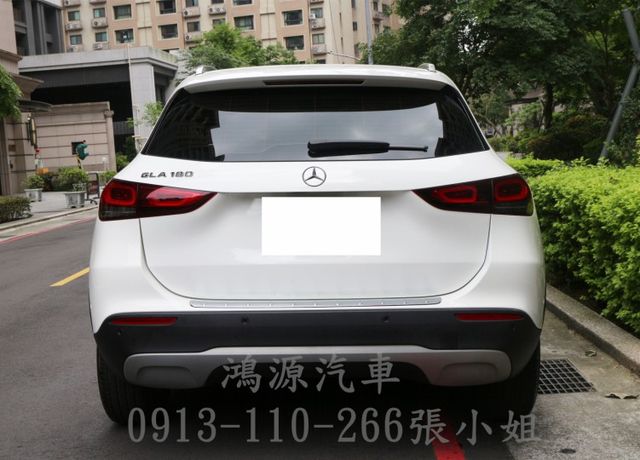 GLA180/總代理/ACC/盲點/衛星導航/倒車顯影/電動座椅/電動尾門  第3張相片