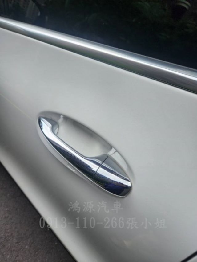 GLA180/總代理/ACC/盲點/衛星導航/倒車顯影/電動座椅/電動尾門  第14張相片