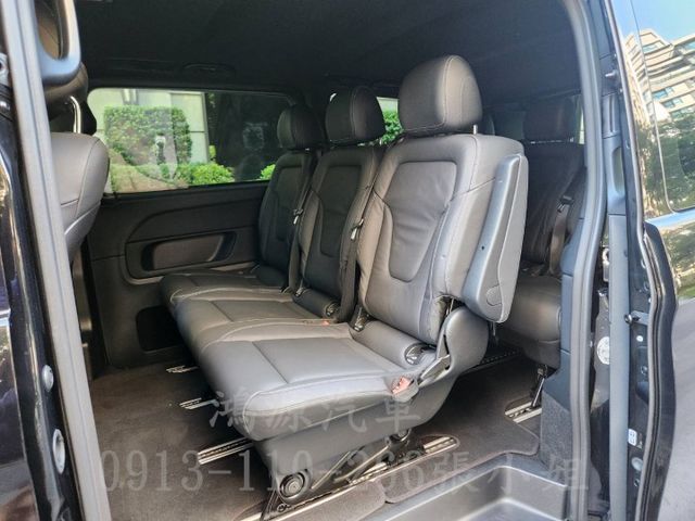 V250d/總代理/8人座/雙開/盲點/衛星導航/倒車顯影/電動座椅/電尾門  第5張相片