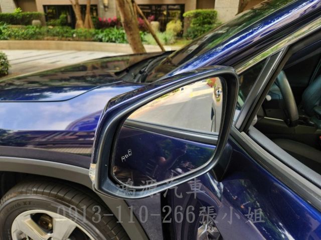RAV4/ACC/盲點/摸們/衛星導航/倒車顯影/電動座椅/電尾門  第7張相片