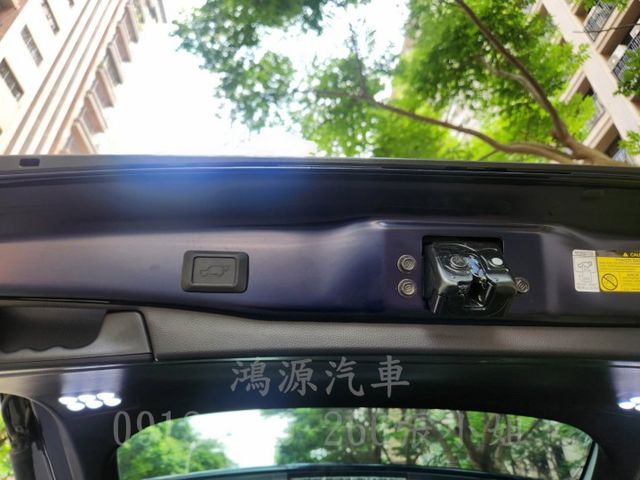 RAV4/ACC/盲點/摸們/衛星導航/倒車顯影/電動座椅/電尾門  第11張相片