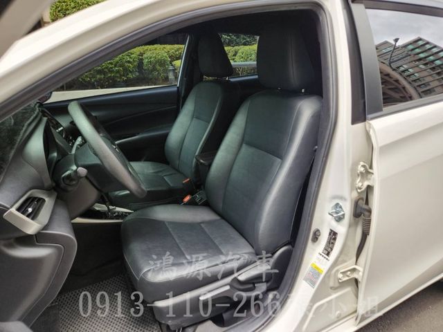 YARIS/抬頭顯示/倒車顯影/省油小車/小資族最愛  第4張相片