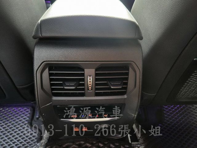 320i /總代理/ACC/盲點/抬顯/無線充電/氣氛燈/倒車顯影/電動座椅/電尾門  第14張相片