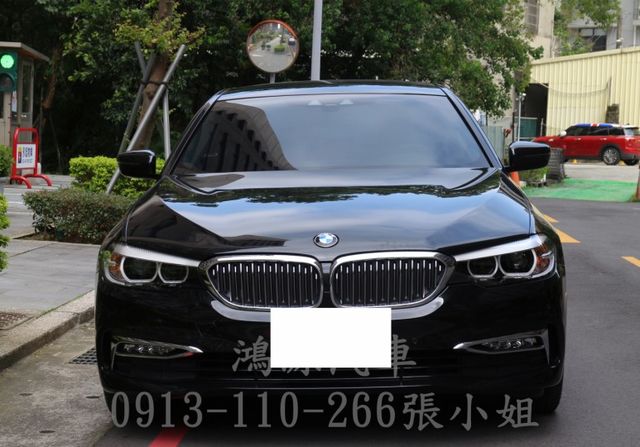 520i /總代理/LUXURY/盲點/氣氛燈/衛星導航/倒車顯影/電動座椅/電尾門  第1張相片