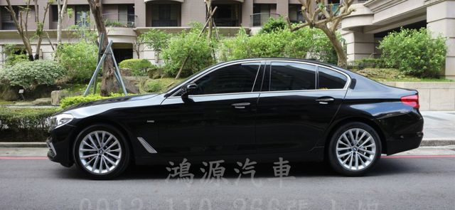 520i /總代理/LUXURY/盲點/氣氛燈/衛星導航/倒車顯影/電動座椅/電尾門  第2張相片