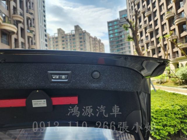 520i /總代理/LUXURY/盲點/氣氛燈/衛星導航/倒車顯影/電動座椅/電尾門  第13張相片