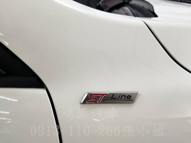 KUGA/ ACC/ST-LINE/盲點/360度環景/電動座椅/衛星導航/腳踢尾門  第14張相片