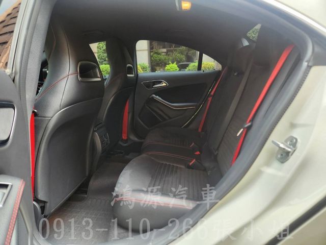 CLA250/低里程/跟車/AMG/盲點/倒車顯影/電動座椅/  第6張相片