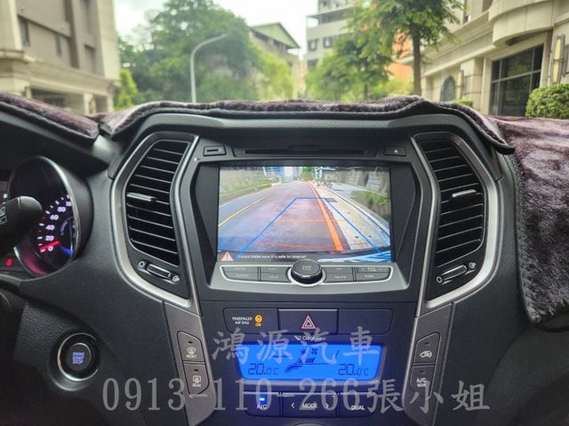 SANTA FE/摸門/低里程/全景天窗/衛星導航/倒車顯影/電動座椅  第8張相片