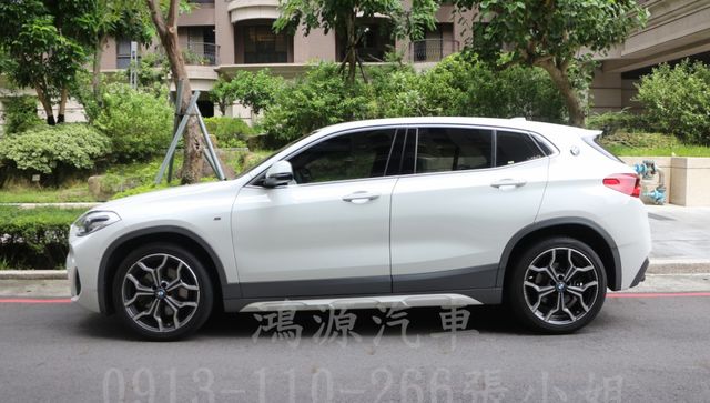 X2 20i /M版/總代理/氣氛燈/車道偏移/衛星導航/倒車顯影/電動座椅/電尾們  第2張相片