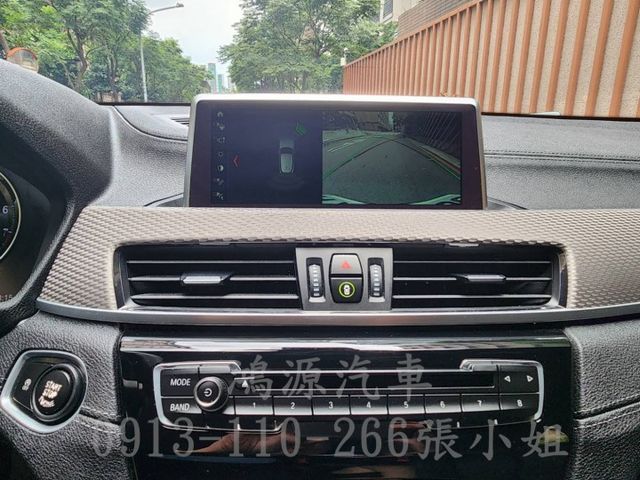 X2 20i /M版/總代理/氣氛燈/車道偏移/衛星導航/倒車顯影/電動座椅/電尾們  第10張相片