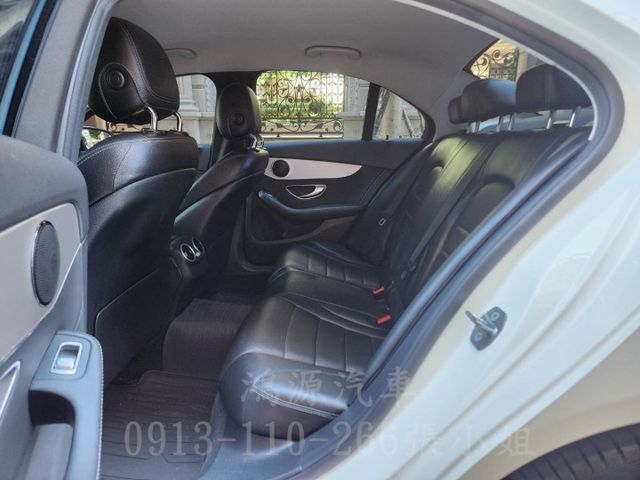 C180/ACC/盲點/摸門/衛星導航/倒車顯影/電動座椅  第6張相片