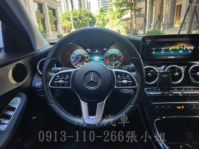 C180/ACC/盲點/摸門/衛星導航/倒車顯影/電動座椅  第9張相片