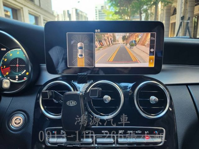 C180/ACC/盲點/摸門/衛星導航/倒車顯影/電動座椅  第11張相片