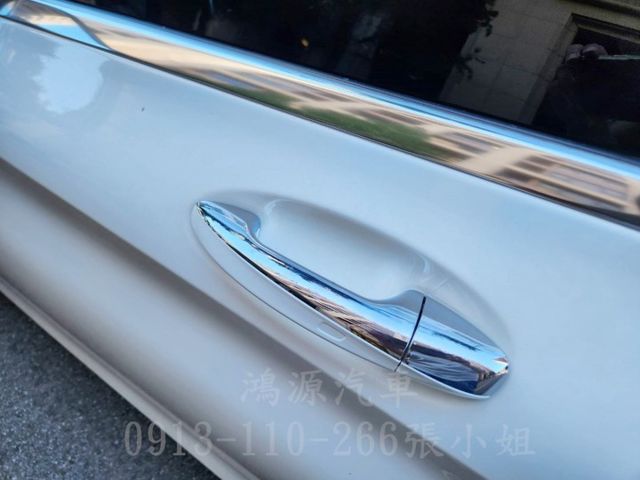 C180/ACC/盲點/摸門/衛星導航/倒車顯影/電動座椅  第12張相片