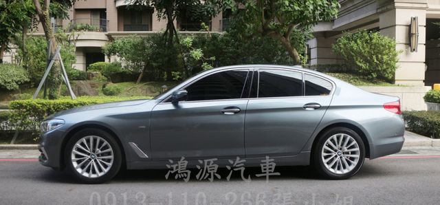 530i /總代理/ACC/無線充電/衛星導航/倒車顯影/電動座椅/電尾門  第2張相片